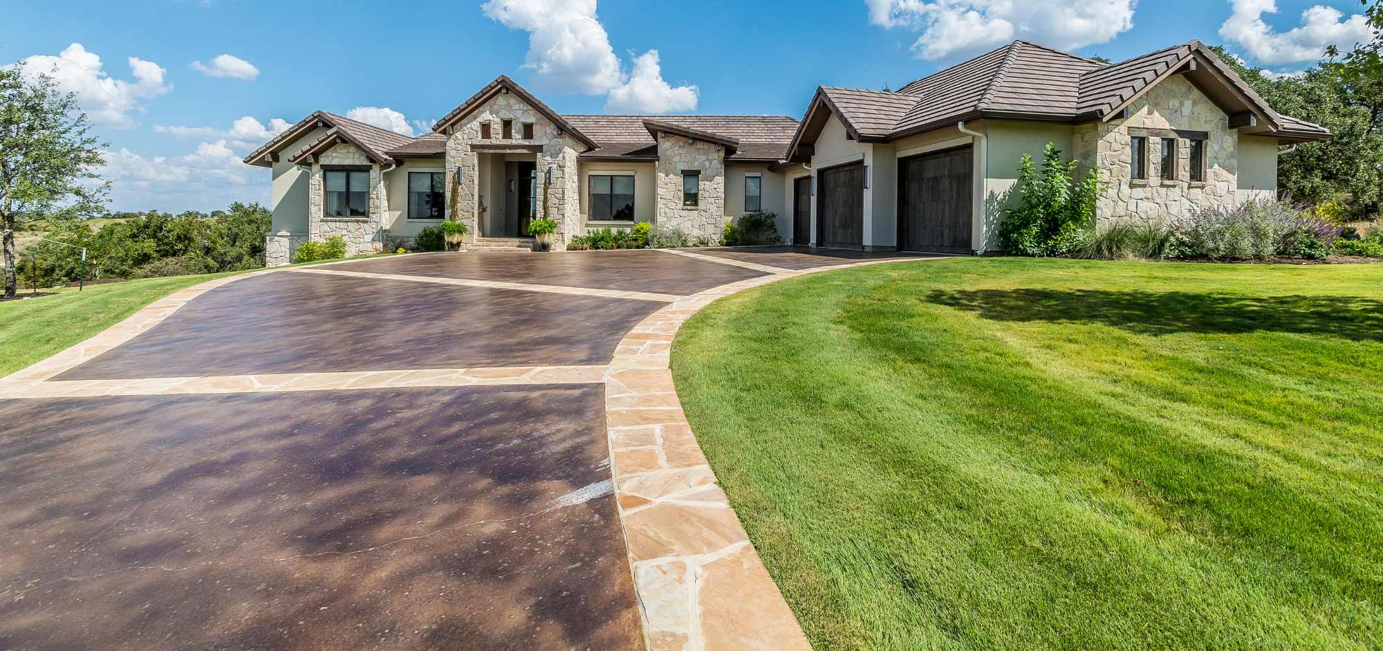 decorate concrete driveway